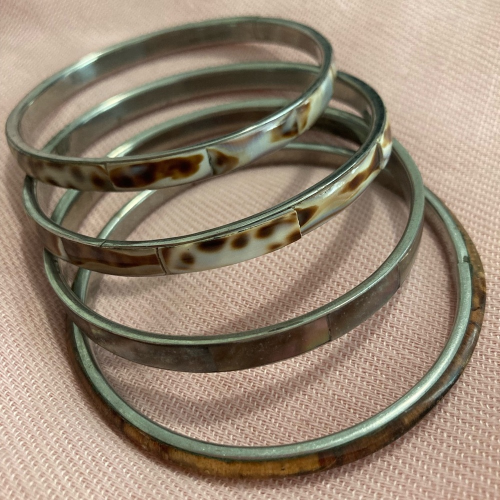 Native Shell Bangle Bracelets Set - Picture 4 of 4